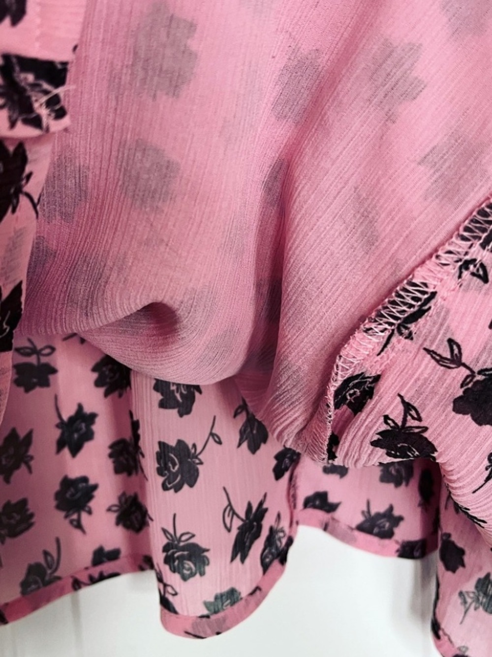 Divided Pink Floral Ruffle Blouse - Picture 4 of 6